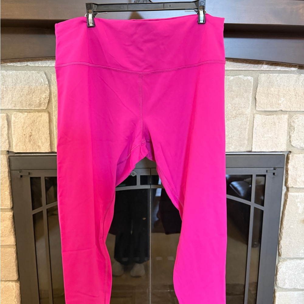 Lululemon Fuchsia High-Waisted Leggings